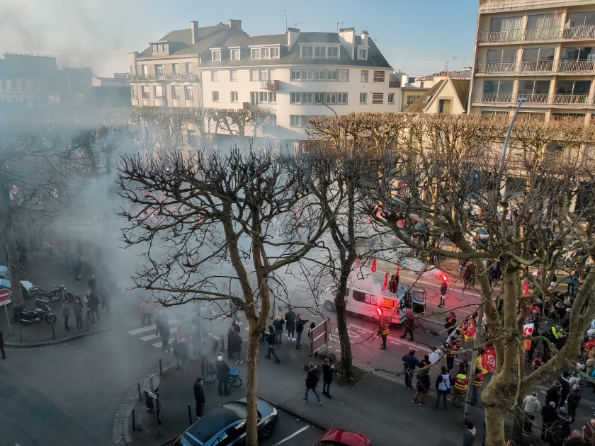 Documentary photograph from Article 11
