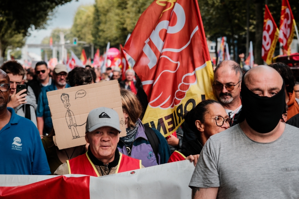 Documentary photograph from Article 11