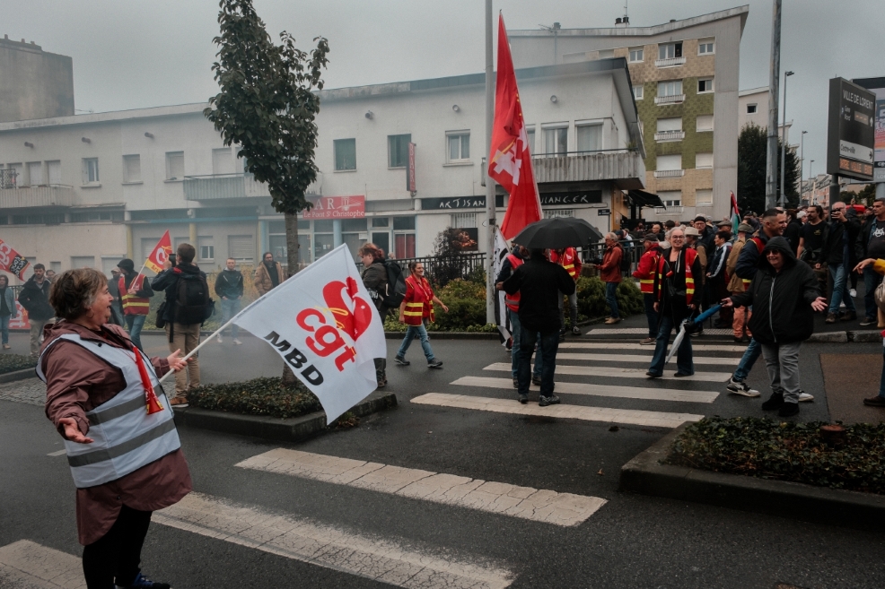 Documentary photograph from Article 11